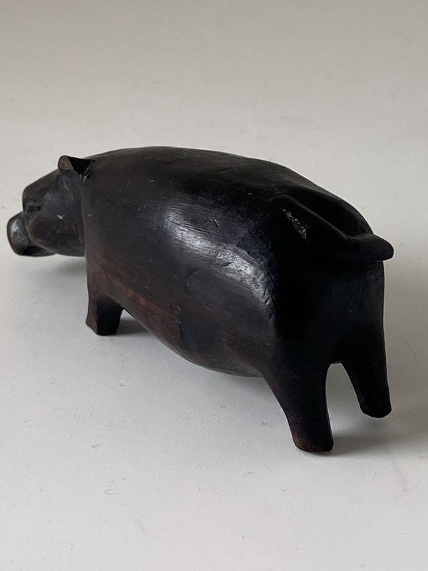Liten elefant og flodhest 