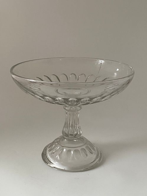 Hovedbilde Antikt stettefat Modell Oliven Hadeland