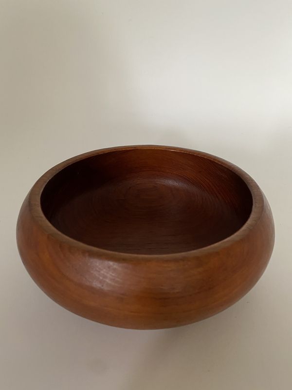 Liten bolle i teak 