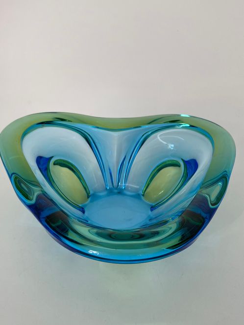 Hovedbilde Nydelig vintage skål i kunstglass 