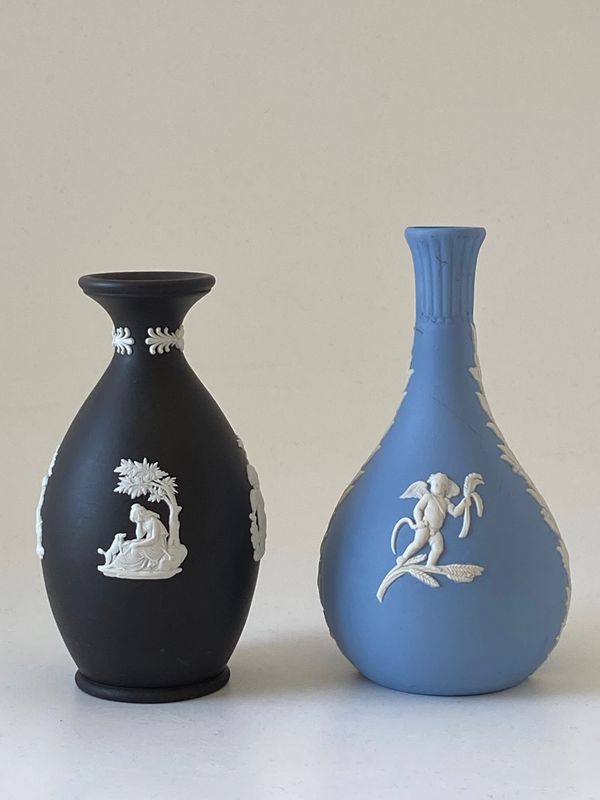 Wedgwood Jasperware minivaser