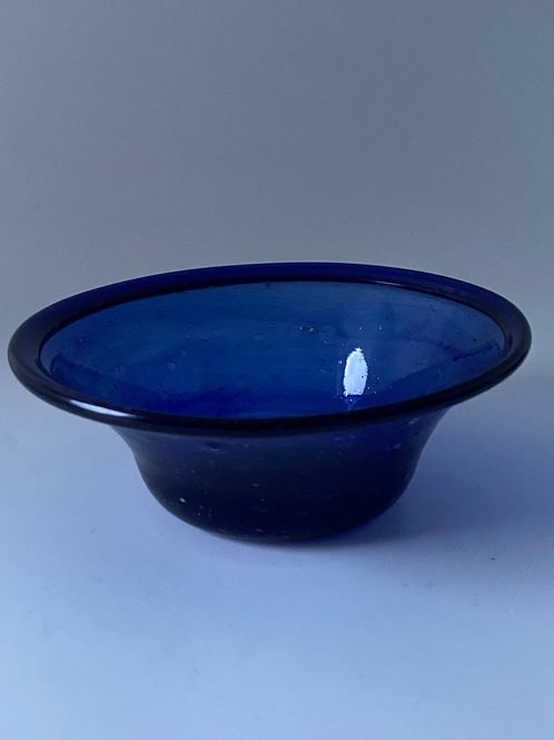 Hovedbilde Koboltblå kunstglass romersk stil 